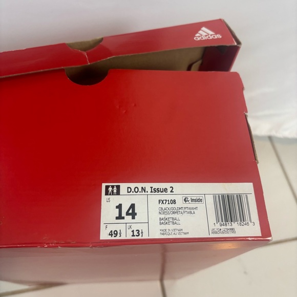 Adidas D.O.N. Issue 2. Brand new. Size 14 - Picture 12 of 12
